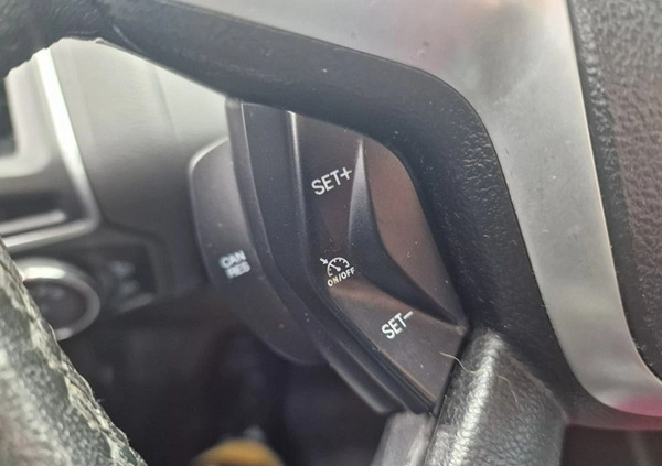 Ford Focus cena 25990 przebieg: 279444, rok produkcji 2012 z Staszów małe 497
